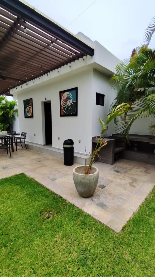3 habitaciones 4 baños Casa 3