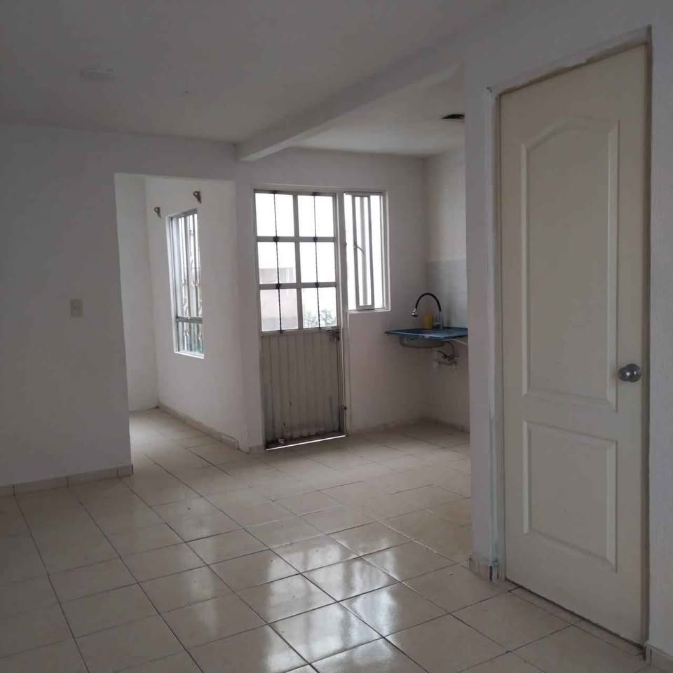 5 habitaciones 1 baño - Casa 2