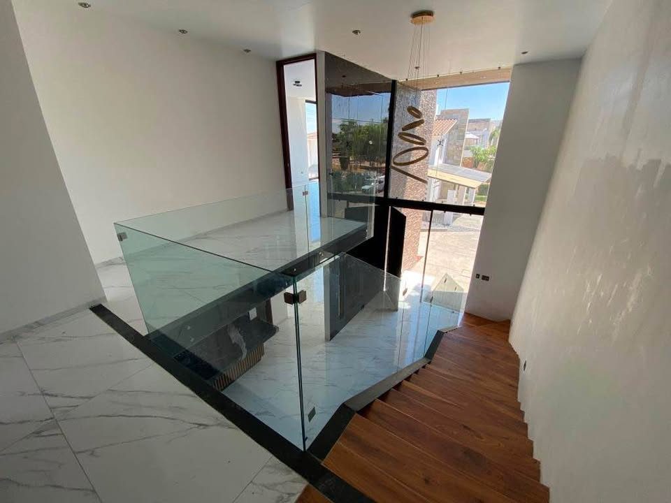 4 habitaciones 4 baños - Casa 2