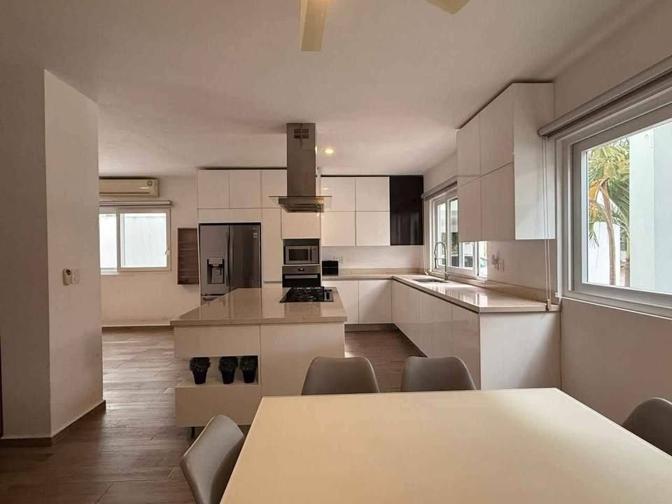 4 habitaciones 4 baños - Casa 2