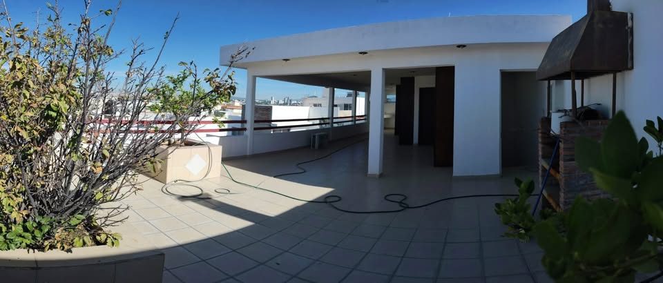 4 habitaciones 4 baños Casa 3