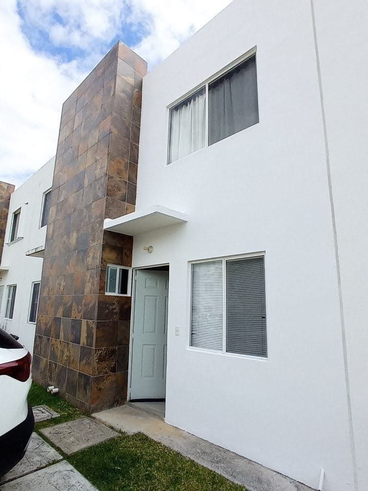 2 habitaciones 1.5 baños Casa 2