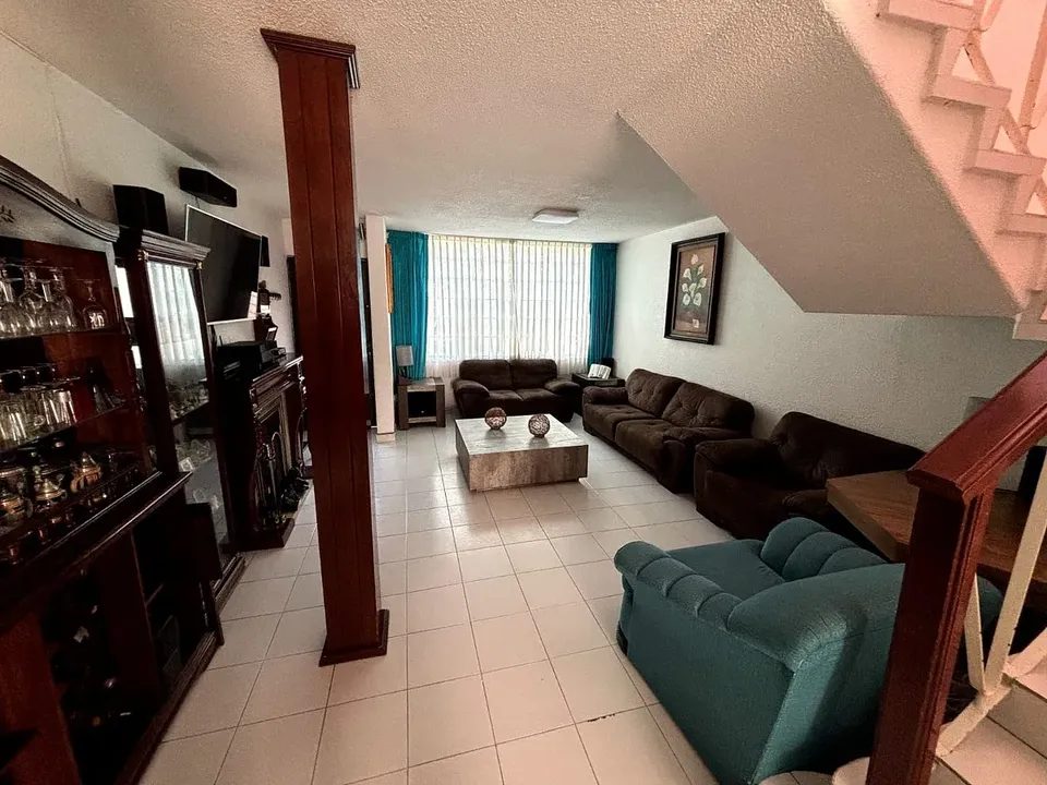 4 habitaciones 1 baño Casa 2
