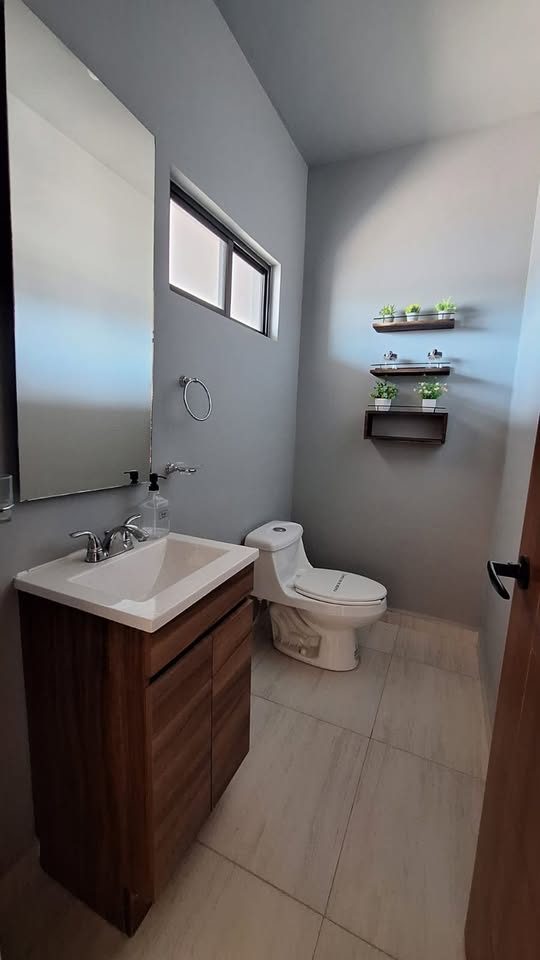 3 habitaciones 2.5 baños Casa 3