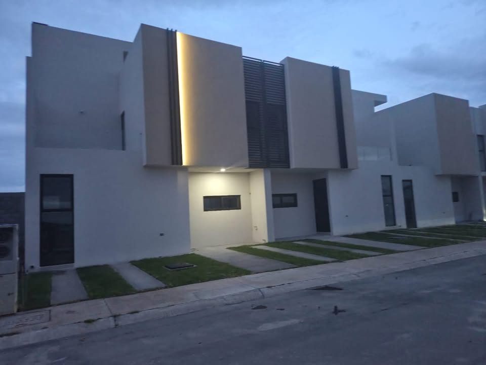 3 habitaciones 3 baños Casa 3