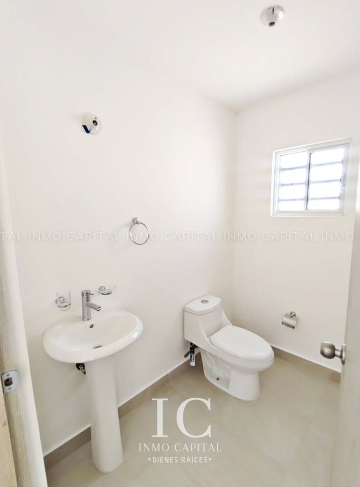 3 habitaciones 2.5 baños Casa 3
