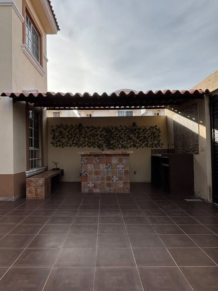 🏡✨ **¡PRECIOSA CASA EN VENTA EN PRIVADA GRAN HACIENDA!** ✨🏡 3