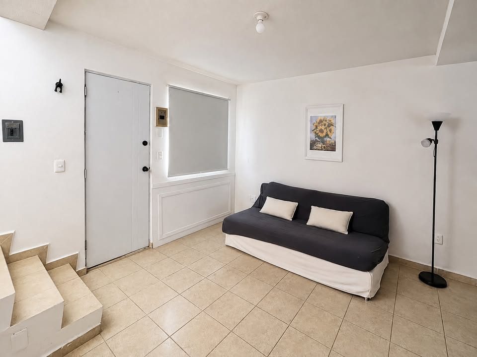 2 habitaciones 1.5 baños Casa 2