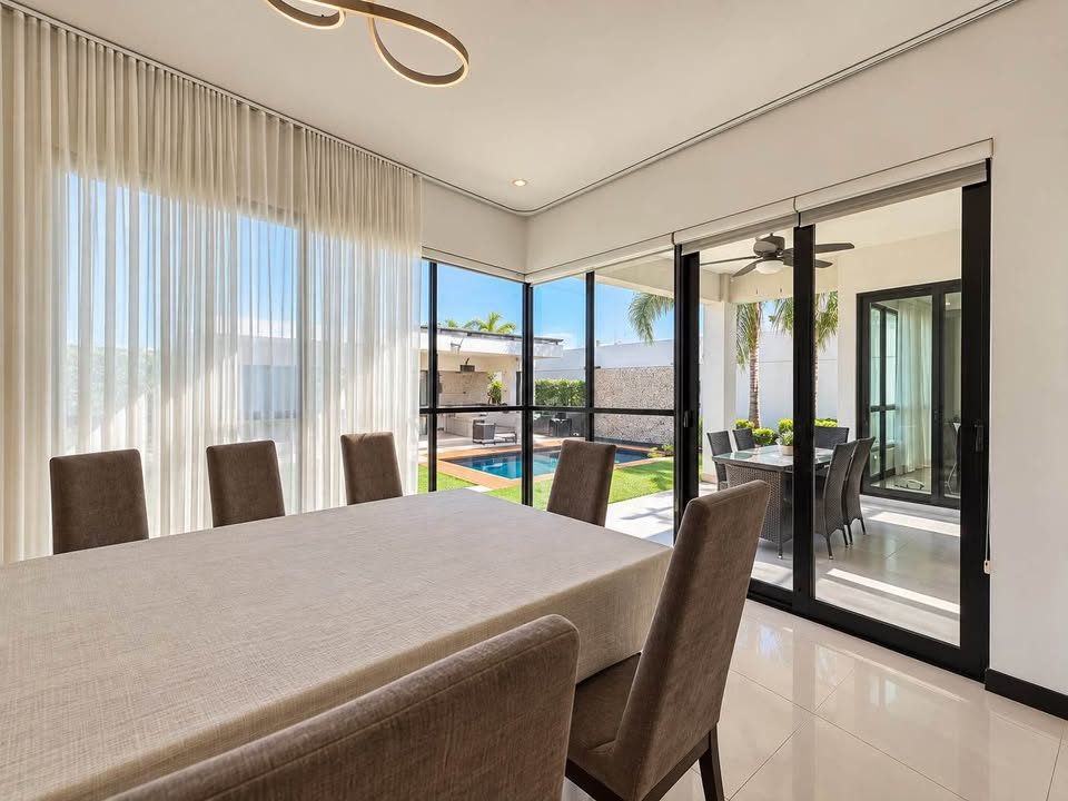 3 Beds 6 Baths - House 2