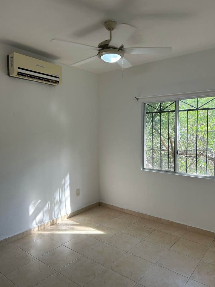 2 Beds 3 Baths - House 3