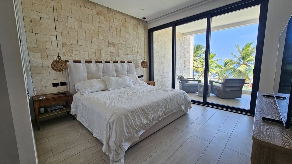 3 habitaciones 3.5 baños Townhouse 3