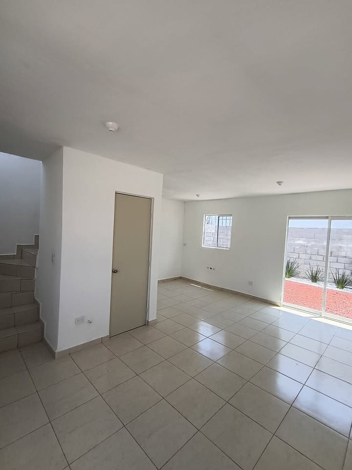 2 habitaciones 1.5 baños Casa 2