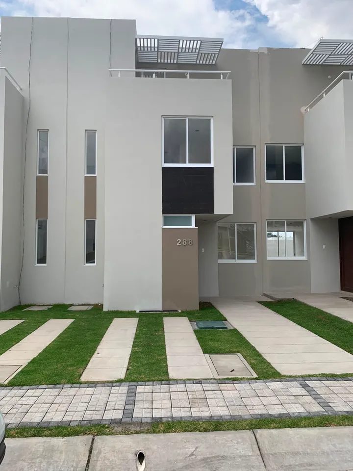 3 habitaciones 3 baños Casa 2