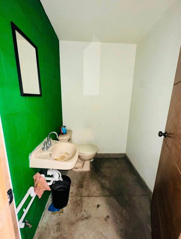 🏢 LOCAL COMERCIAL EN RENTA – PLAZA CORSICA 📍 3