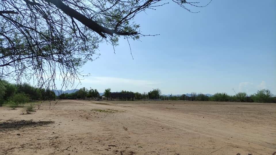 Terreno real del Alamito sobre carretera 3