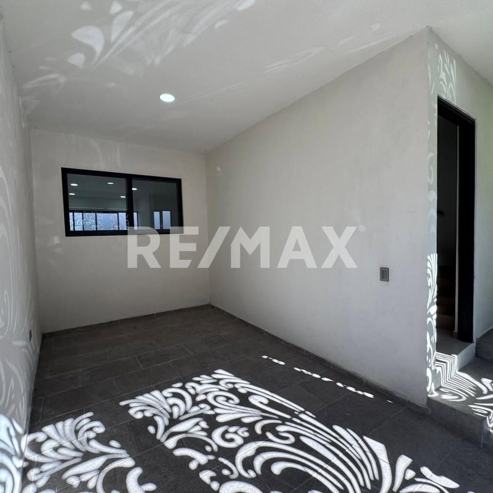 3 habitaciones 2.5 baños Casa 2