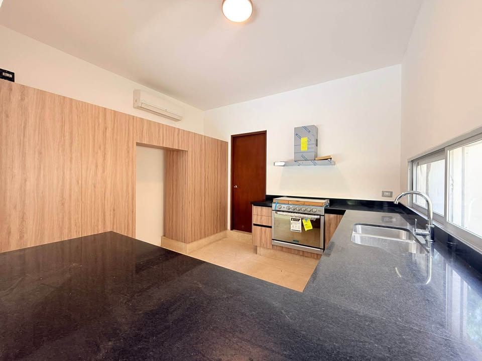 4 habitaciones 4,5 baños - Casa 3