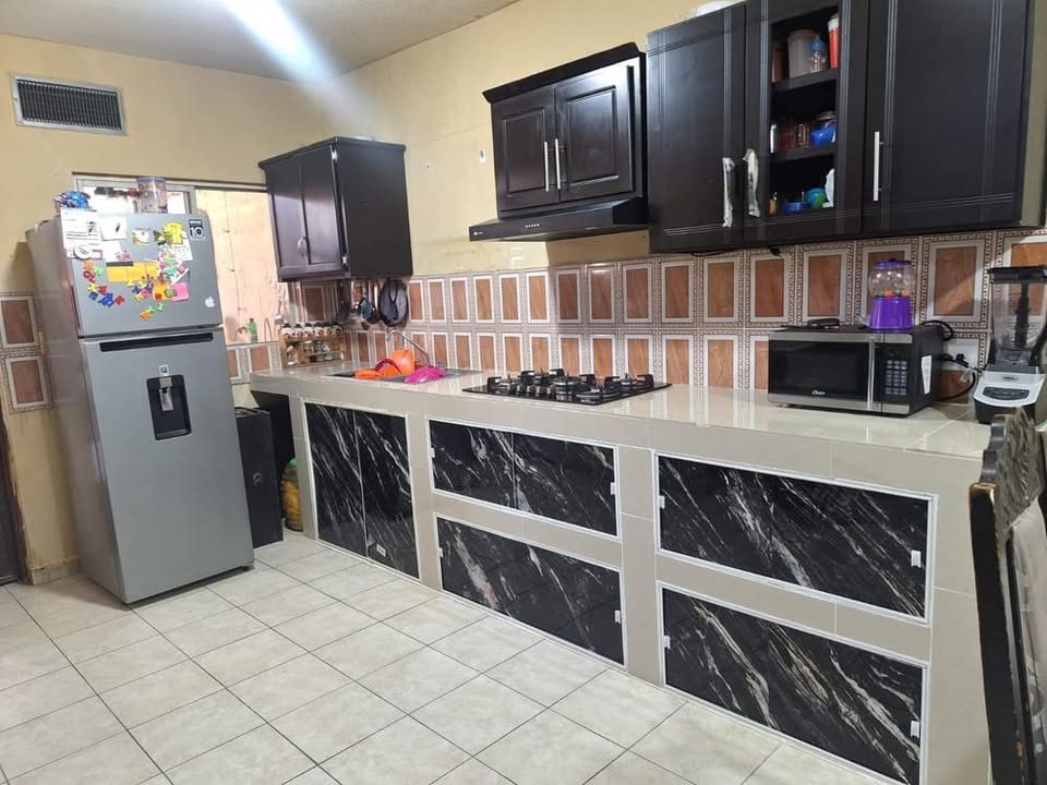 3 habitaciones 2 baños Casa 2