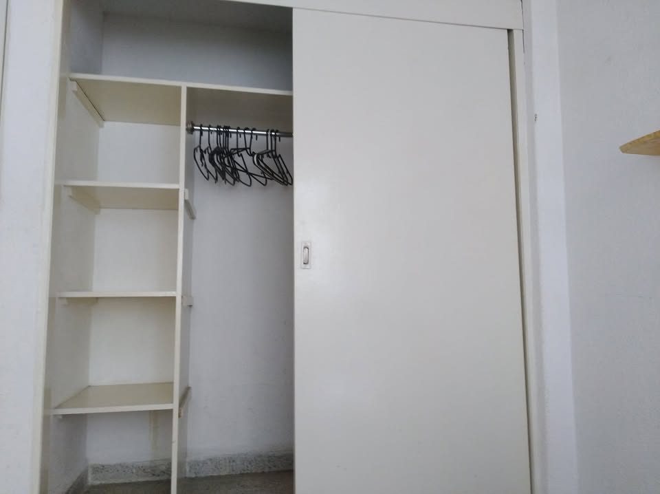 3 habitaciones 2 baños Solo habitación 3