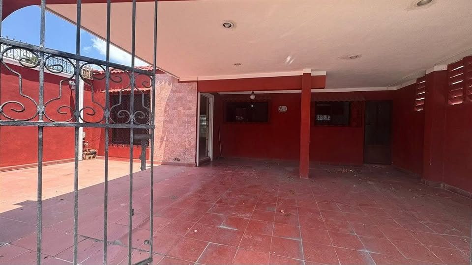 4 habitaciones 3 baños Casa 2