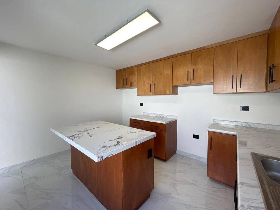 3 habitaciones 2 baños Casa 2