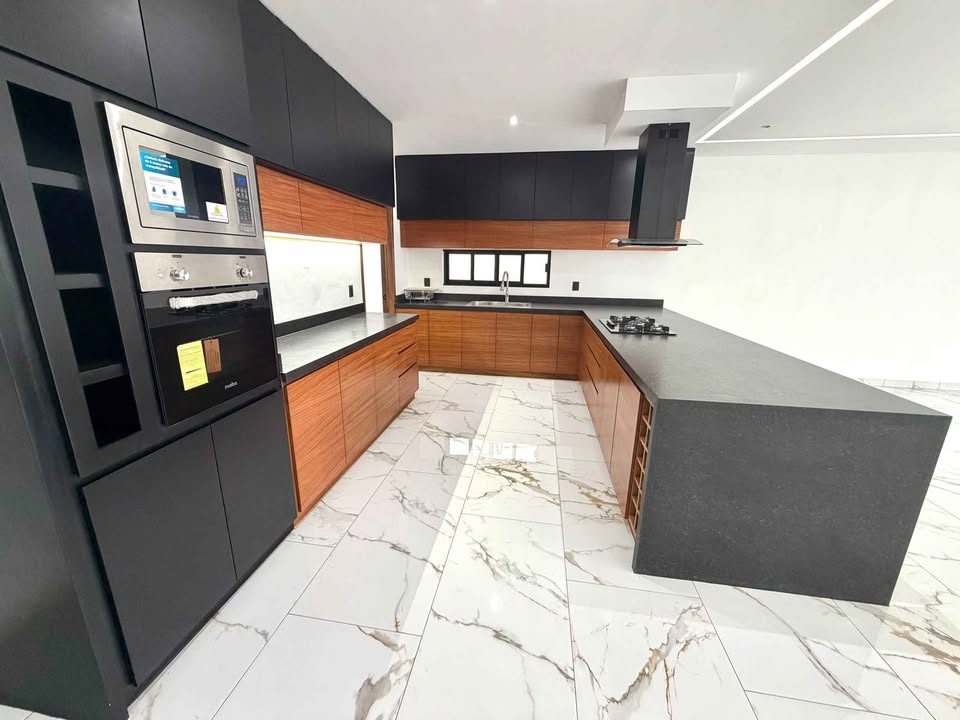 4 habitaciones 5 baños - Casa 2