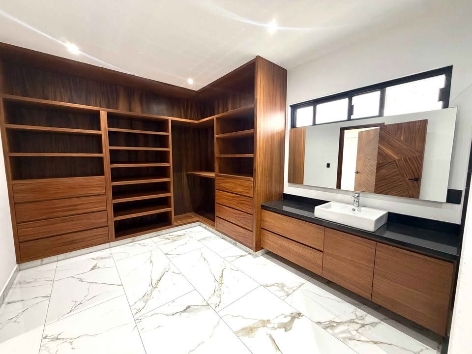 4 habitaciones 5 baños - Casa 3