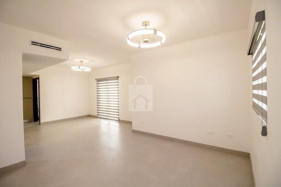 2 habitaciones 2 baños Casa 3