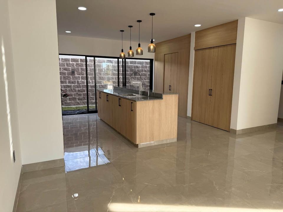 4 habitaciones 4 baños - Casa 2