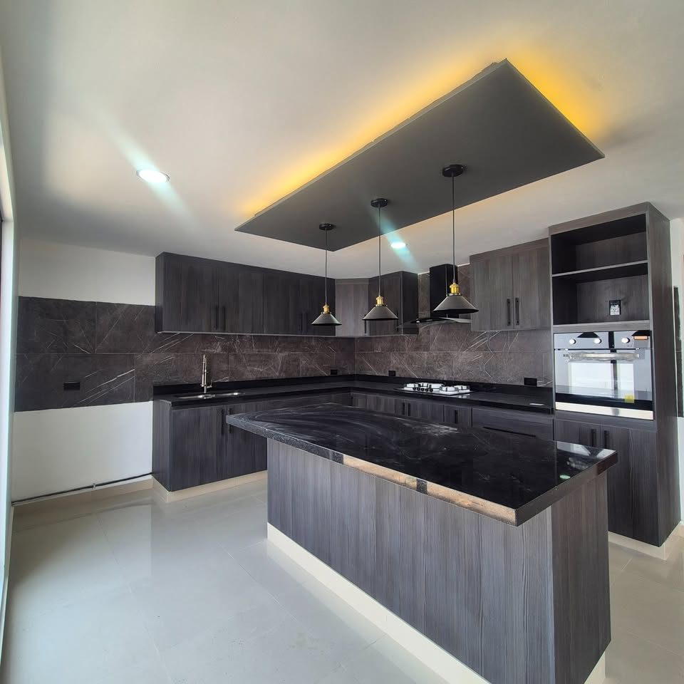 4 habitaciones 4 baños Casa 2