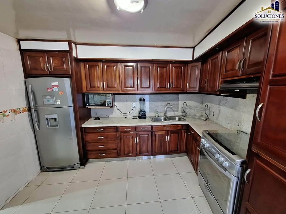 4 habitaciones 3 baños - Casa 2