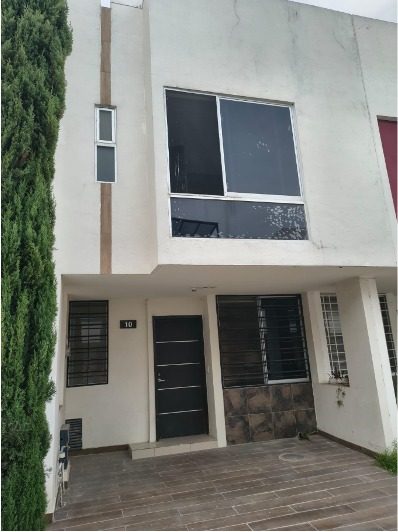 3 habitaciones 3.5 baños Casa 2