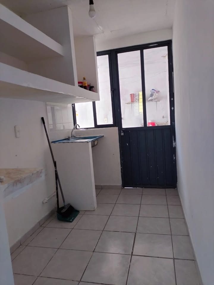 Casa en venta · 2 rec · Téjaro de los Izquierdo 2