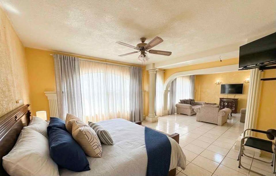 7 habitaciones 5 baños - Casa 2