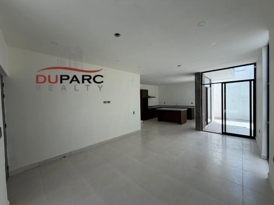 3 habitaciones 2.5 baños Casa 3