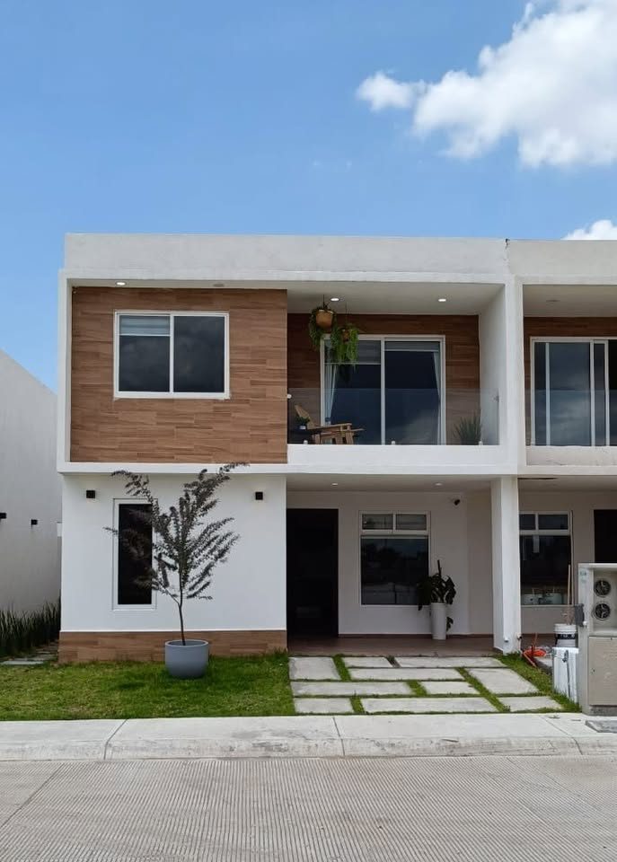 4 habitaciones 2.5 baños Casa 2