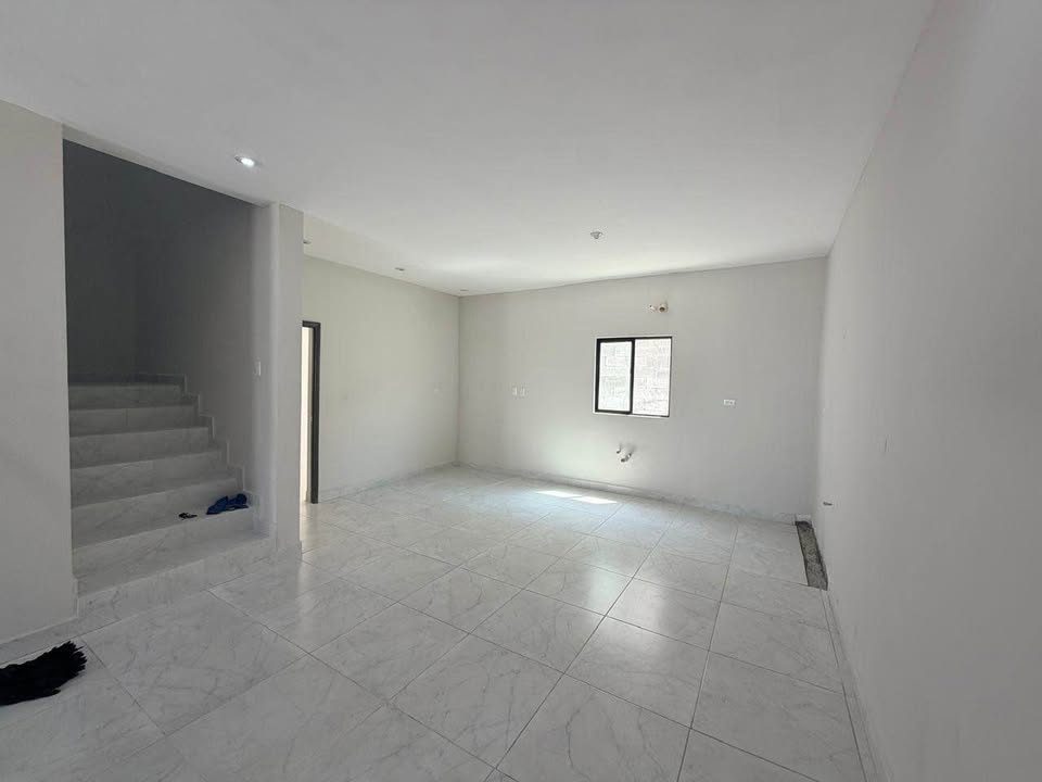 4 habitaciones 3 baños - Casa 2