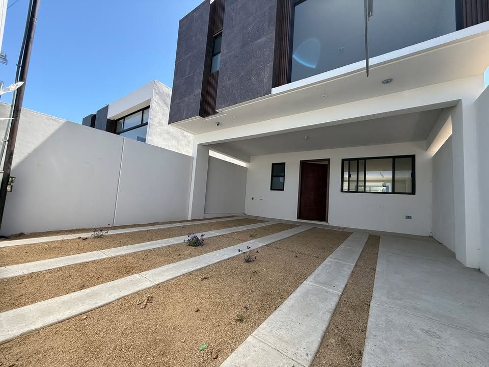 3 habitaciones 3 baños Casa 2