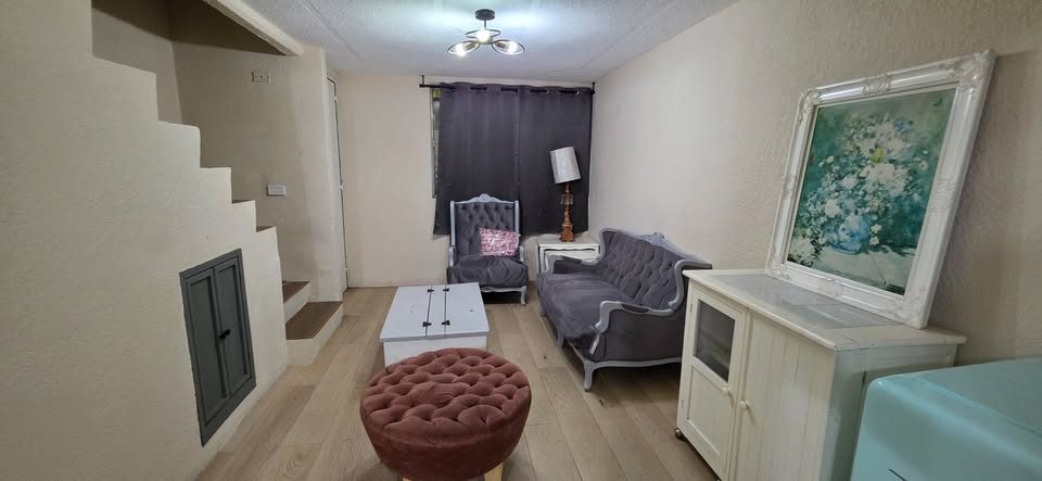 2 habitaciones 1.5 baños Casa 3