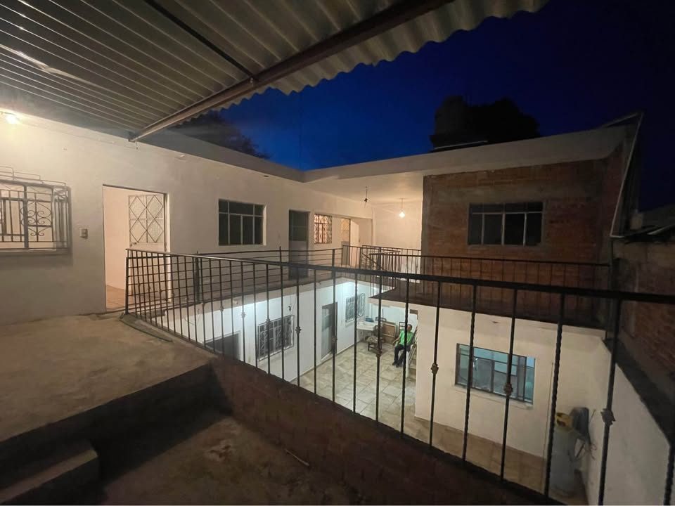 7 habitaciones 2 baños - Casa 2