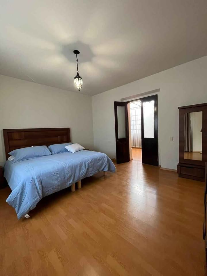 4 habitaciones 2 baños - Casa 3