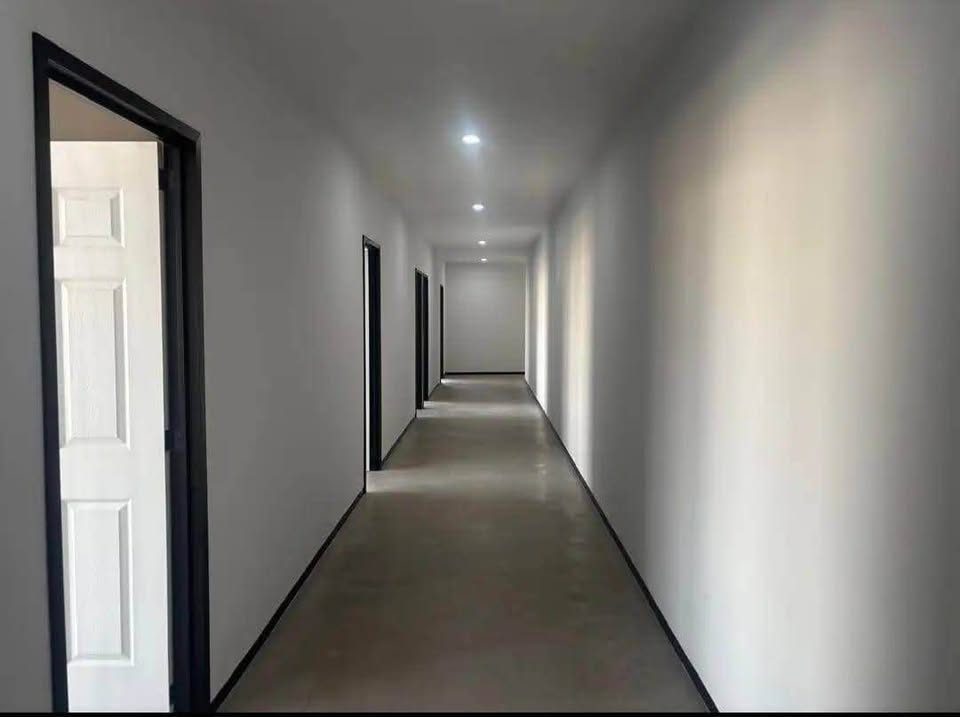 Monoambiente 6 baños - Townhouse 2