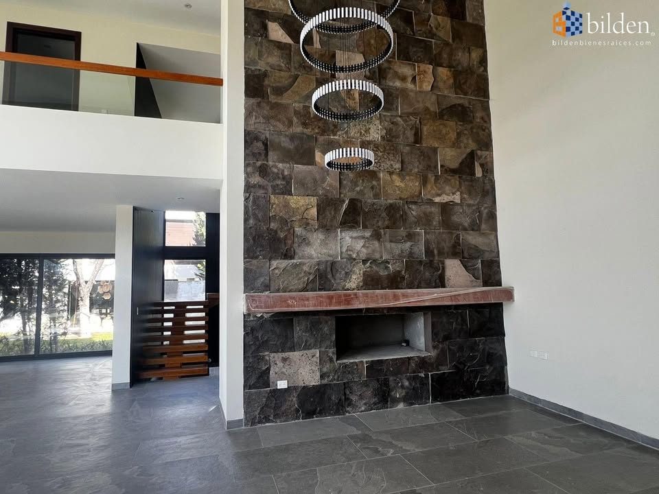 4 habitaciones 3 baños Casa 2