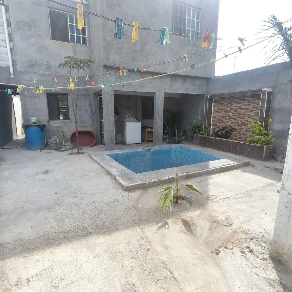 6 habitaciones 4 baños - Casa 2