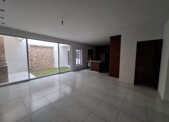 4 habitaciones 4.5 baños Casa 2