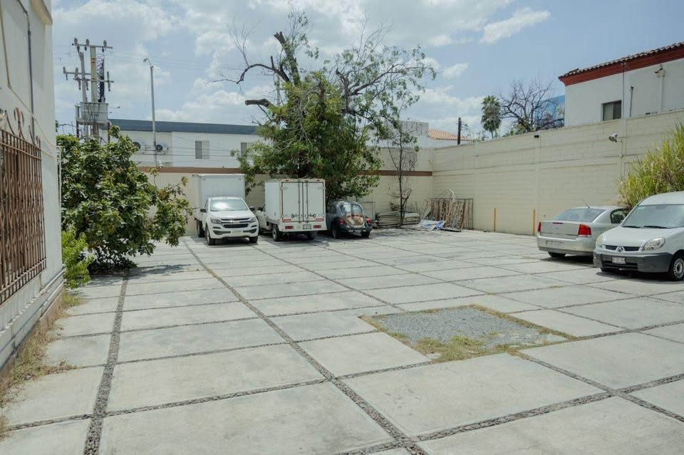 Casa en renta · 8 rec 3
