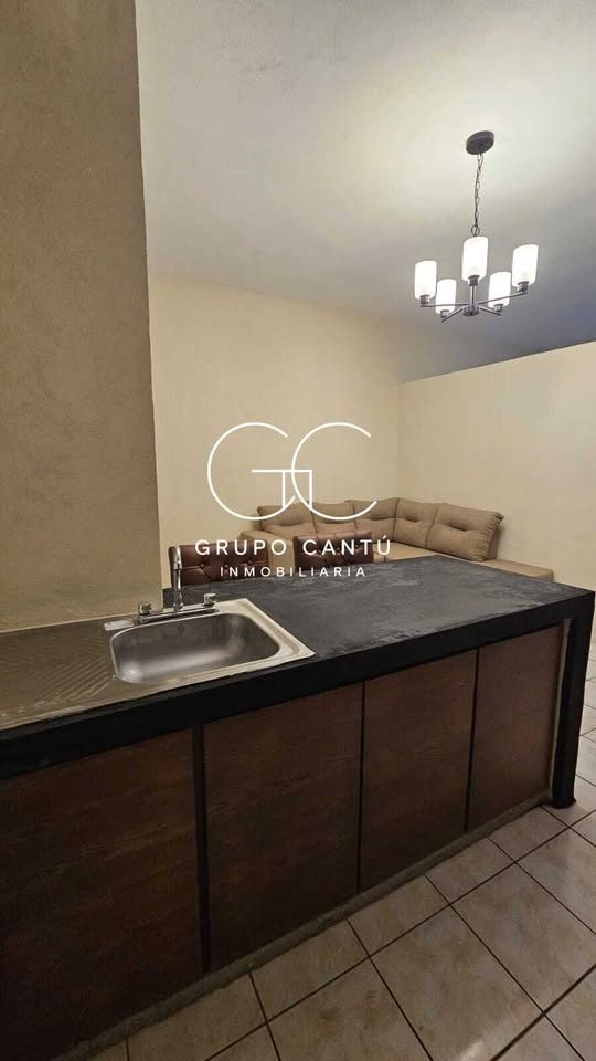 1 habitación 1 baño Casa 3
