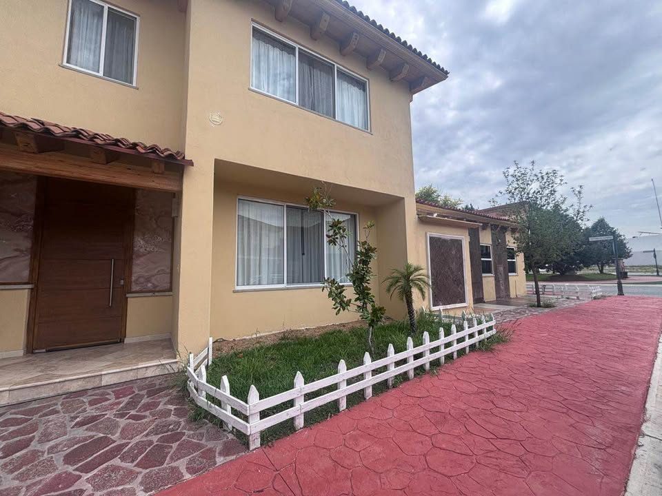 3 habitaciones 2,5 baños - Casa 2