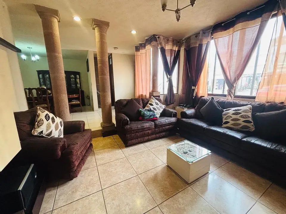 4 habitaciones 3.5 baños Casa 2