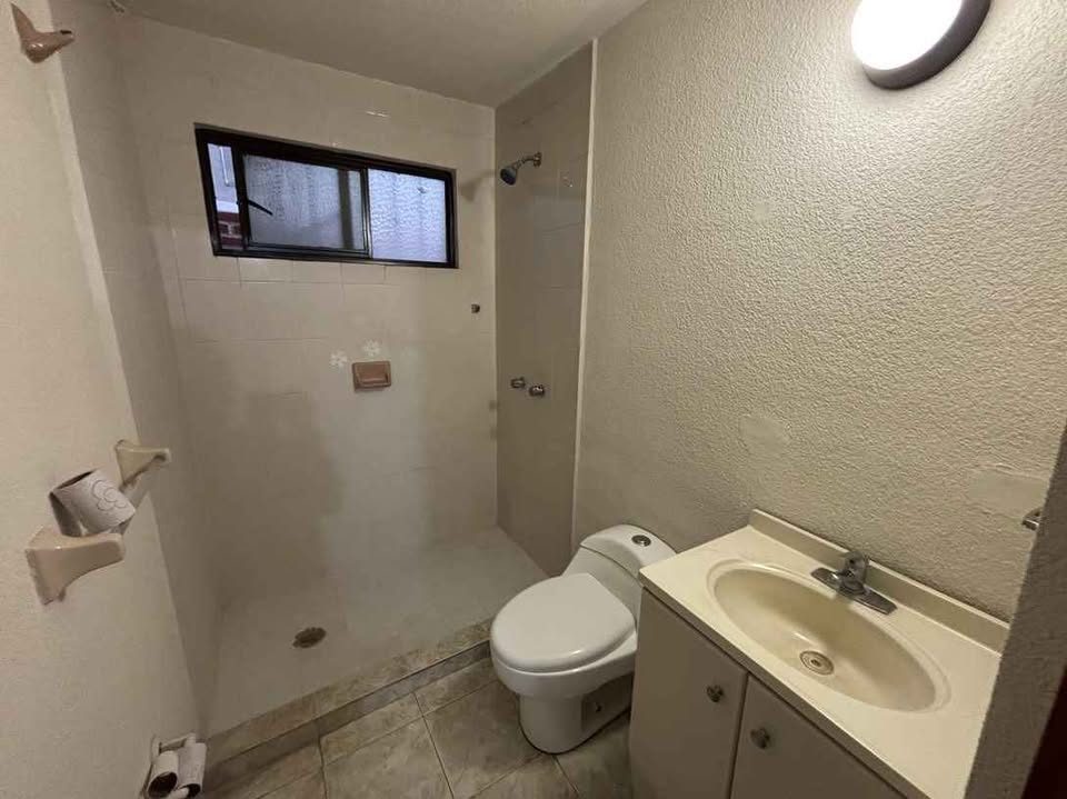4 habitaciones 2 baños - Casa 2